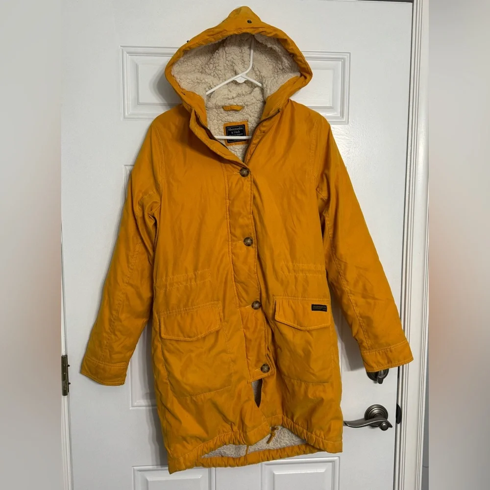 Abercrombie & Fitch Coat Womens Medium Yellow Full Zip Sherpa Lined Parka‎